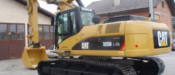 Caterpillar 325 D