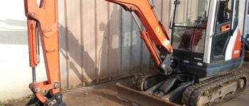 Kubota 2.8 T