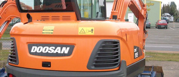 Doosan DX 55