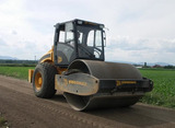 Compacteur vibrant monocylindre Jcb 12 T