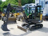 Mini-pelle hydraulique sur chenilles Volvo EC 28