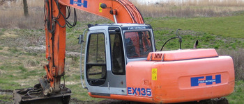 Hitachi EX 135 