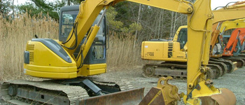 Komatsu PC 75