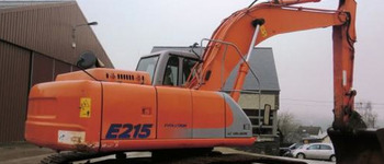 Kobelco E 215