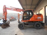 Pelle hydraulique sur pneus Doosan DX 170