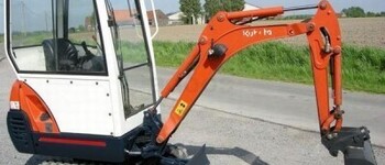 Kubota K 008