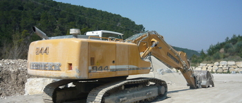 Liebherr 944