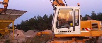 Liebherr A312