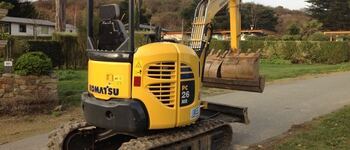 Komatsu PC 26