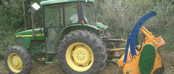 John Deere BROYEUR FORESTIER