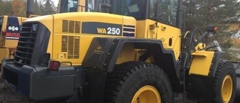 Komatsu WA 250