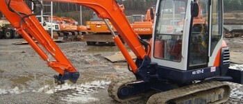 Kubota KX 121