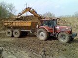 Tracteur avec benne Case MAGNUM 180 CH