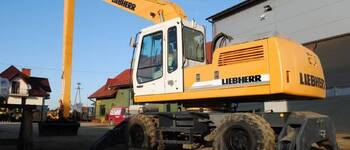 Liebherr A 914