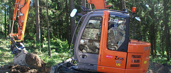 Hitachi ZX 75 