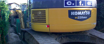 Komatsu PC228 US